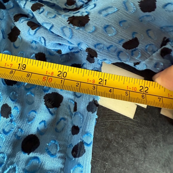 Rebecca Taylor Feminine Light Blue  Ruffled Polka Dot Blouse - - Picture 7 of 10